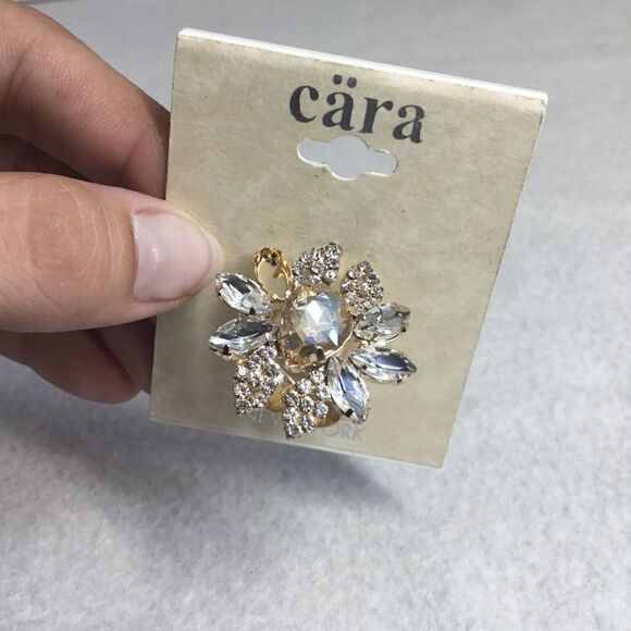 Nordstrom Jewelry Cara Cluster Cocktail Ring (G1) - Picture 5 of 6